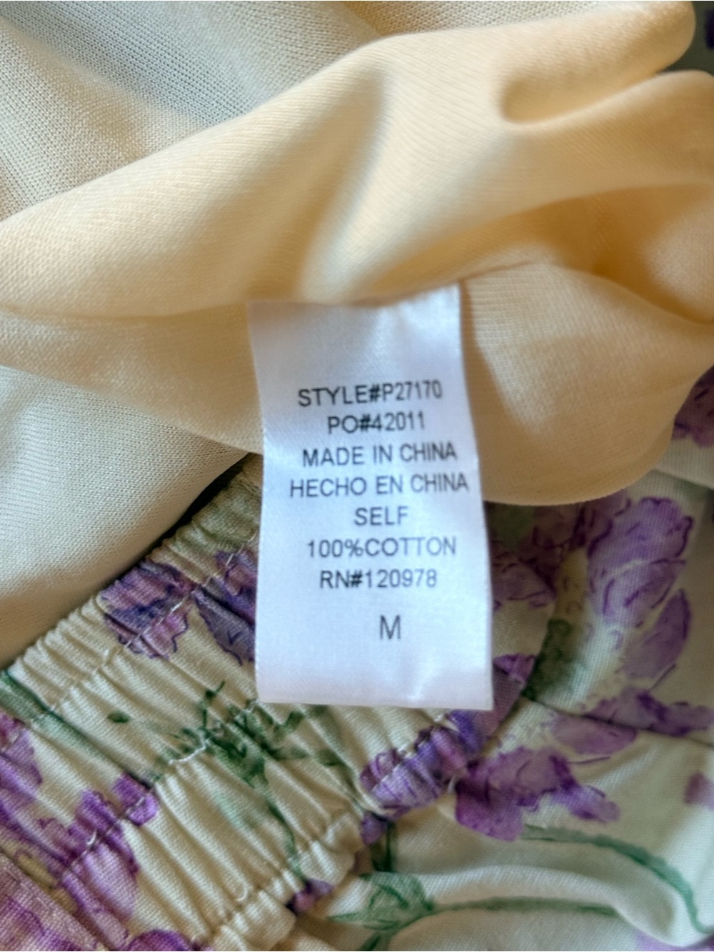 Entro Purple Flower Pleated front shorts. Zipper/hook front Pockets. EUC M - Picture 8 of 9
